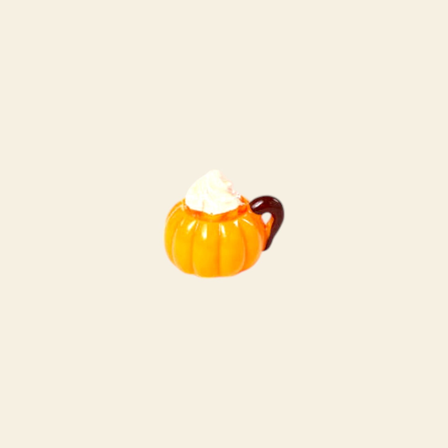 "Halloween. Origini, significato e tradizione di una festa antica anche in Italia" - Petite Box Letteraria