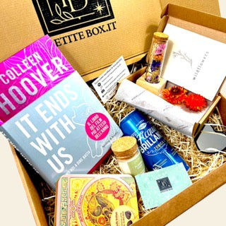 "It ends with us. Siamo noi a dire basta" - Petite Box Letteraria