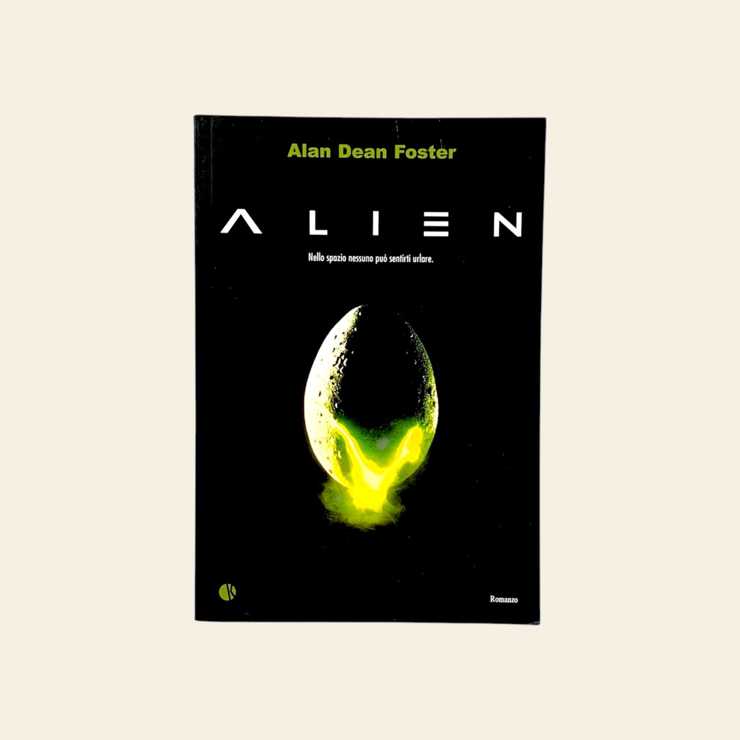 "Alien" - Petite Box Letteraria
