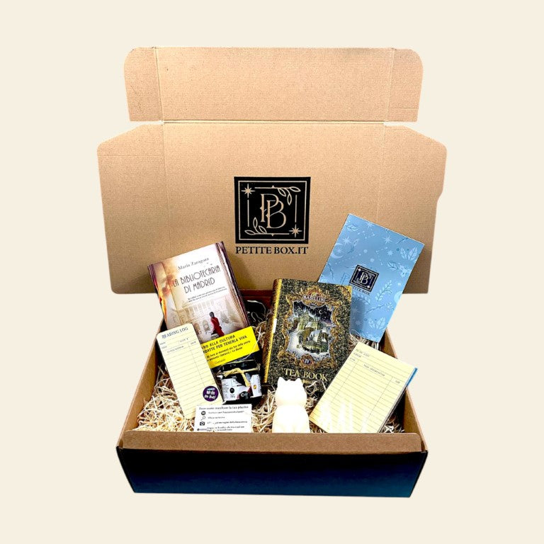 "La bibliotecaria di Madrid" - Petite Box Letteraria