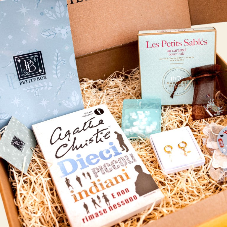 "Dieci Piccoli Indiani" - Petite Box Letteraria