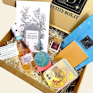 "Una stanza tutta per sé" - Petite Box Letteraria