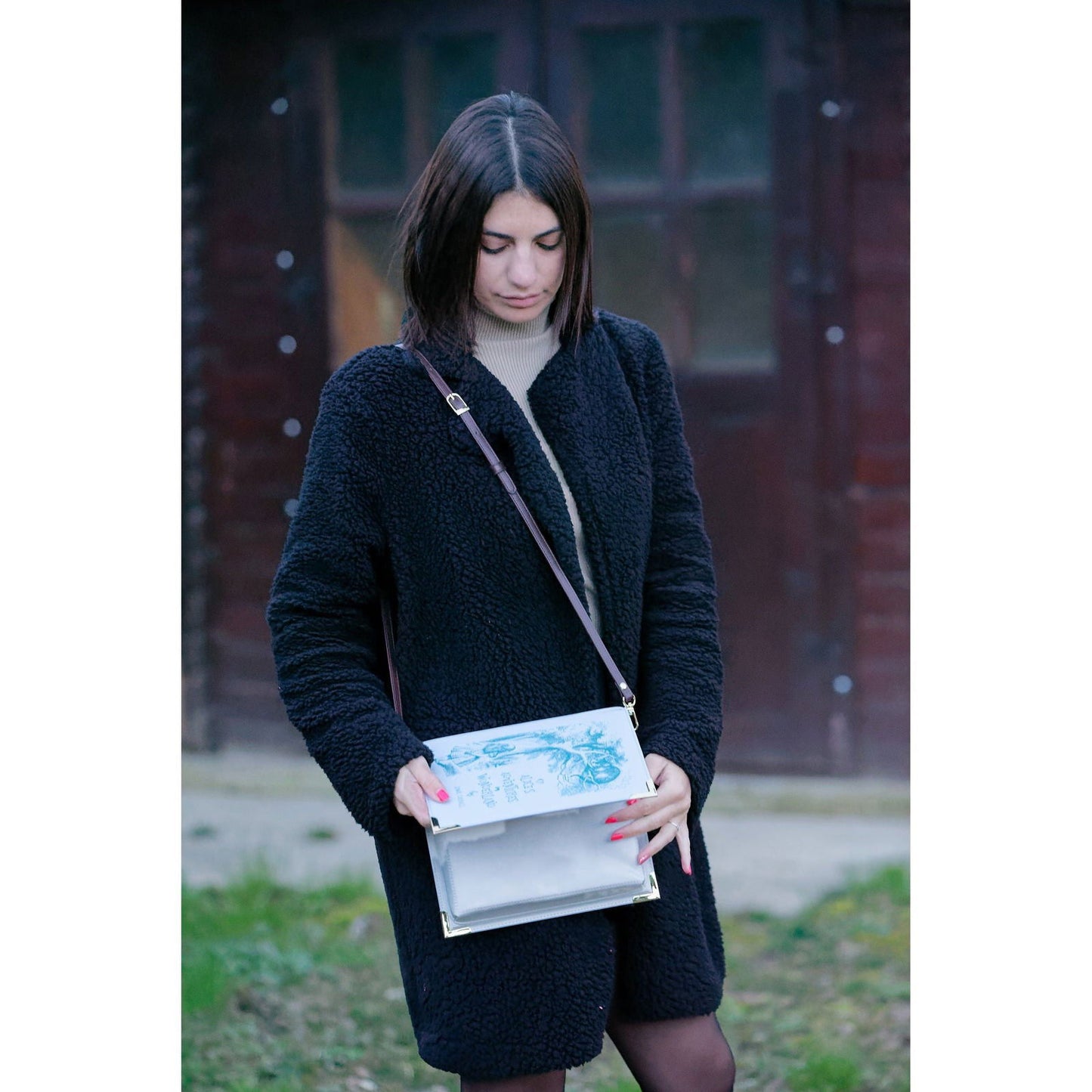 Borsa Alice in Wonderland azzurra - PetiteBox.it