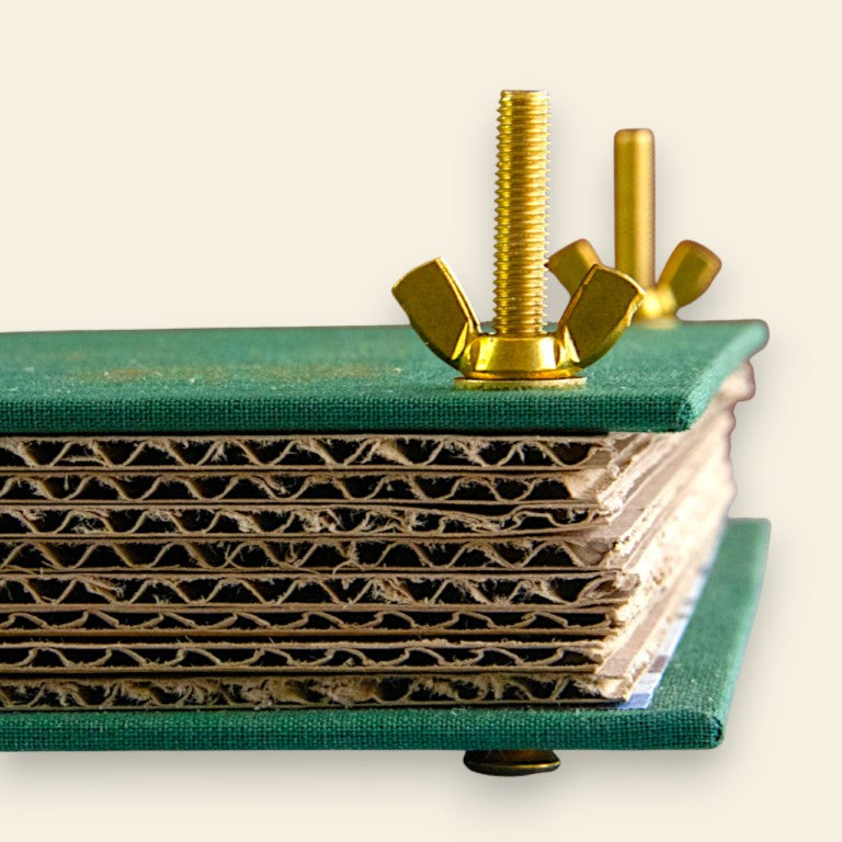 "Nelle Terre Estreme" - Petite Box Letteraria