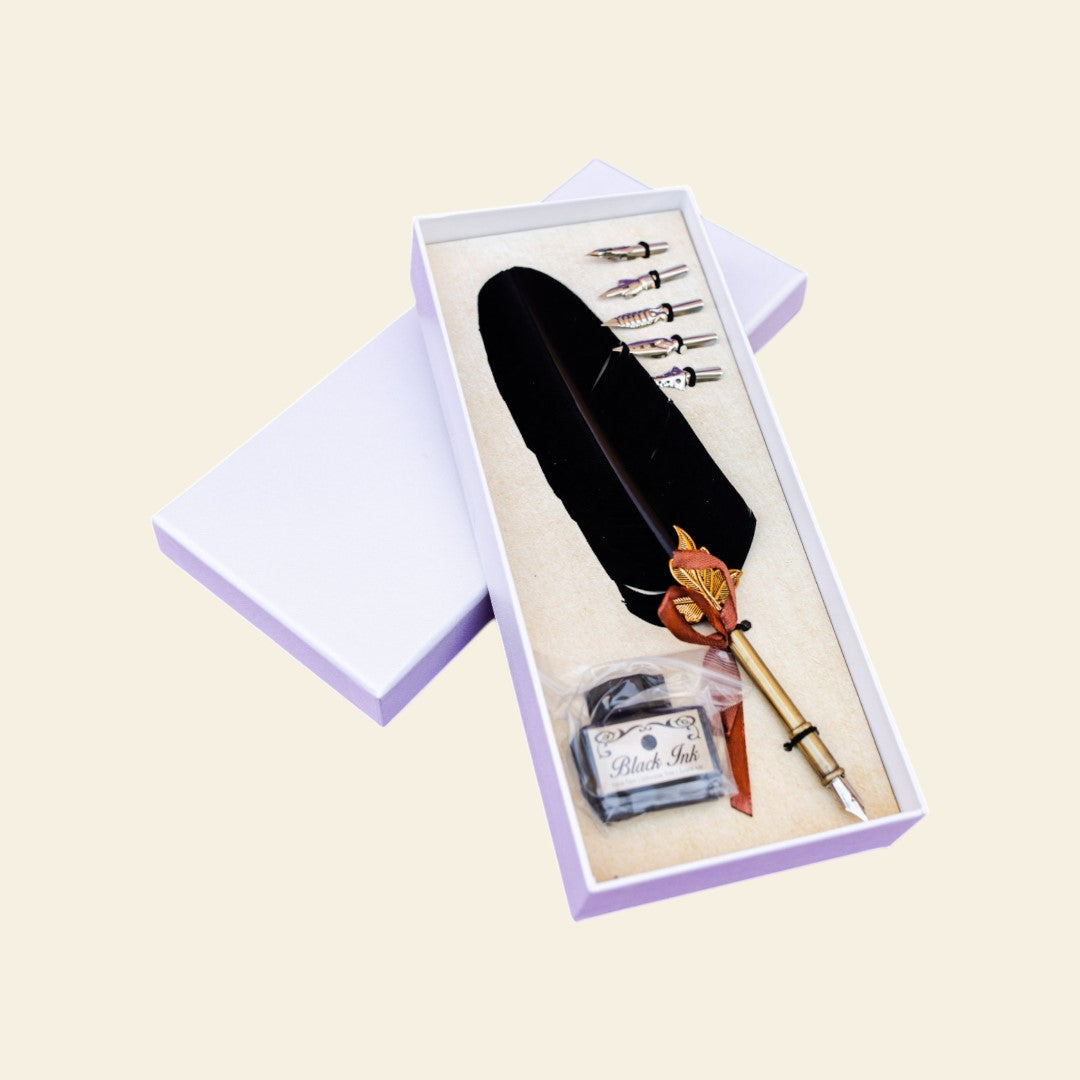 "Weyward" - Petite Box Letteraria Echi del Passato PREMIUM