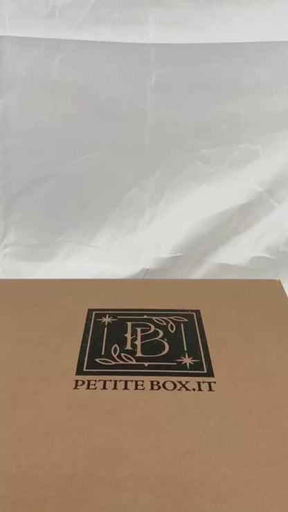 "Il Ballo delle Pazze" - PREMIUM - Petite Box Letteraria